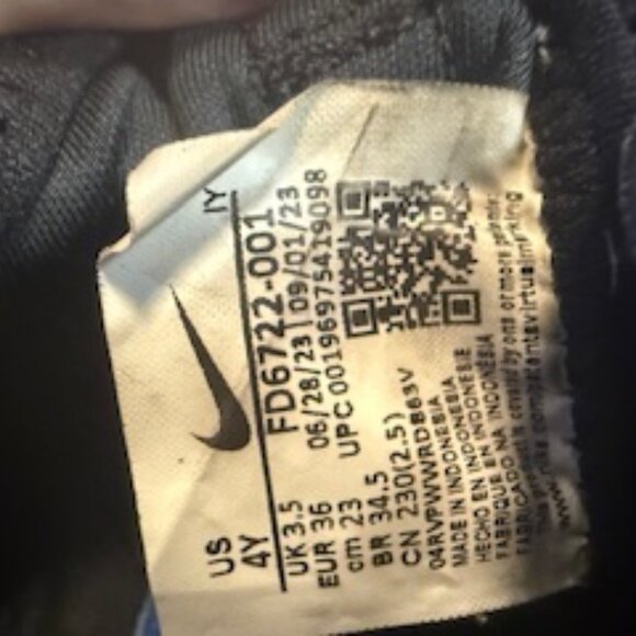 Adidas F50 indoor  and Nike Phantom cleats SZ 4 - Picture 13 of 13